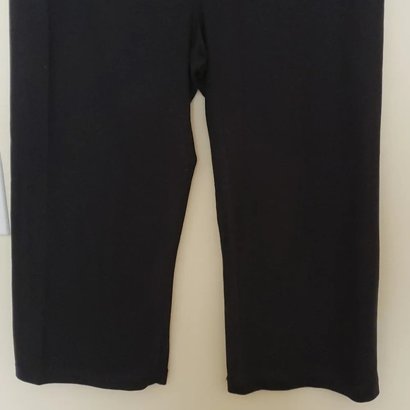 Reversible Black & Blue Workout Pants - Picture 4 of 12